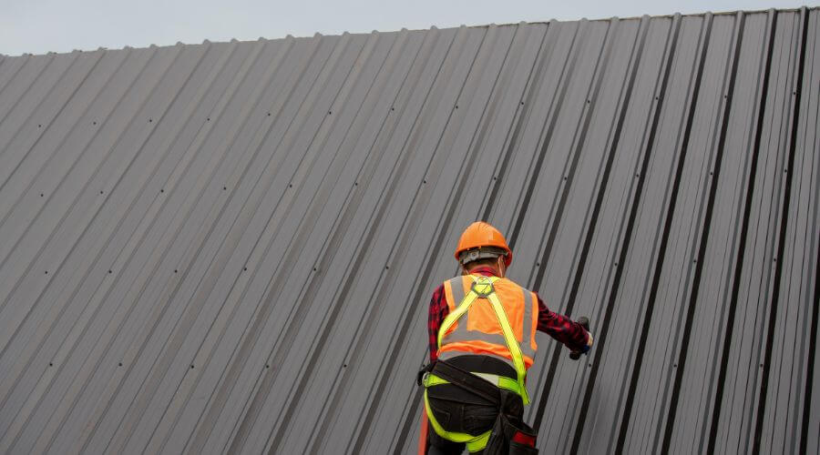 Professional metal roof installation services in Springfield, OR